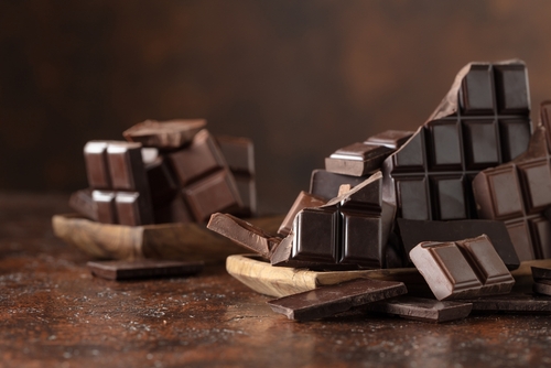 Cioccolato shutterstock 2555490155