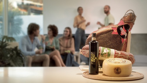 Finocchiona packshot 1 1500x844