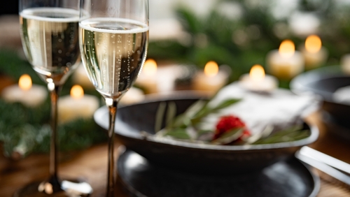 Spumanti shutterstock 2533994711