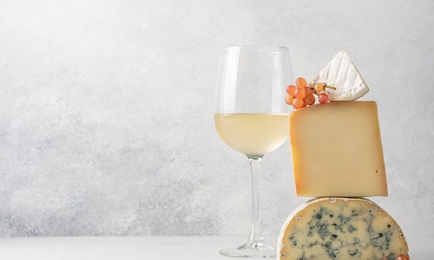 Uno studio sugli abbinamenti tra vini francesi e formaggi