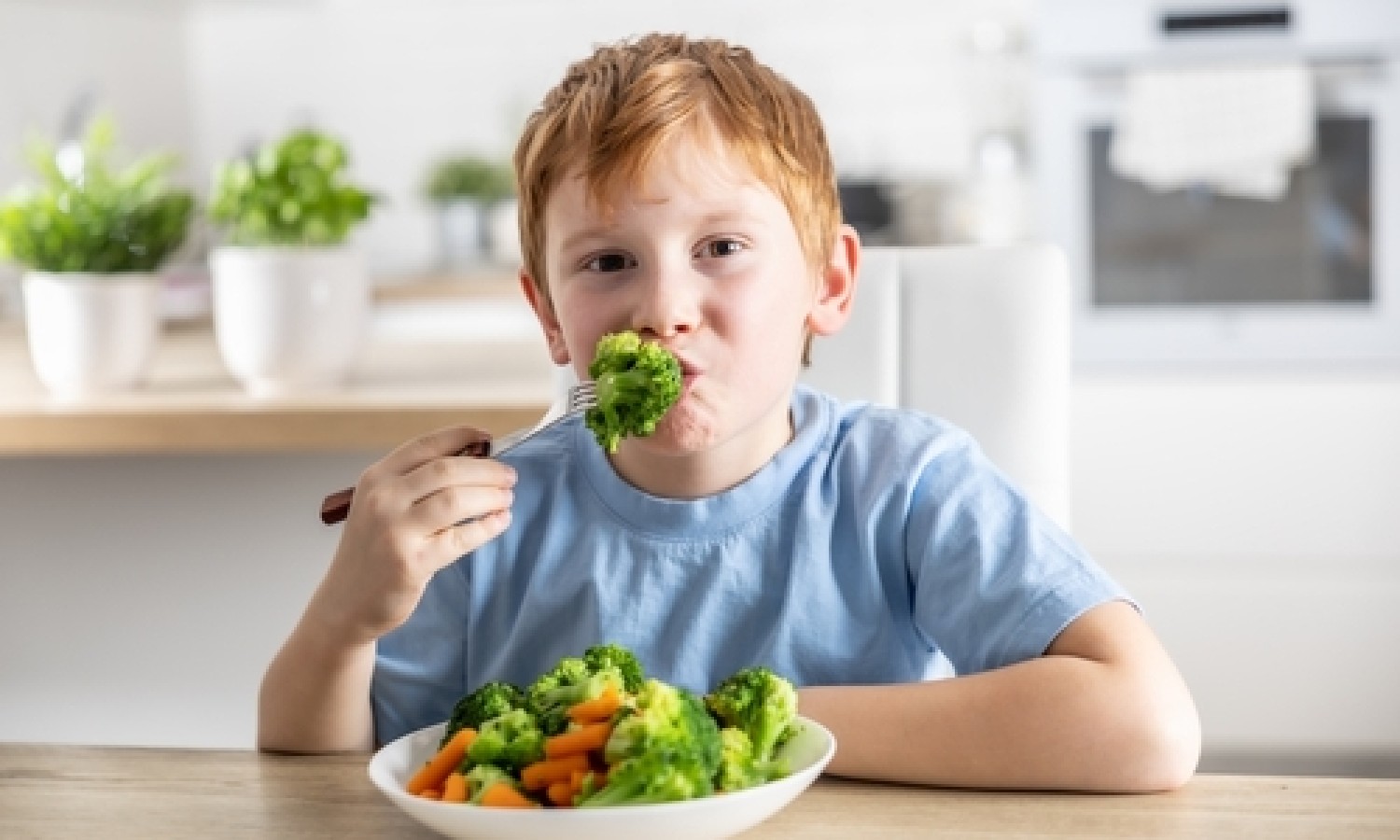 10 consigli per far mangiare verdure ai bambini