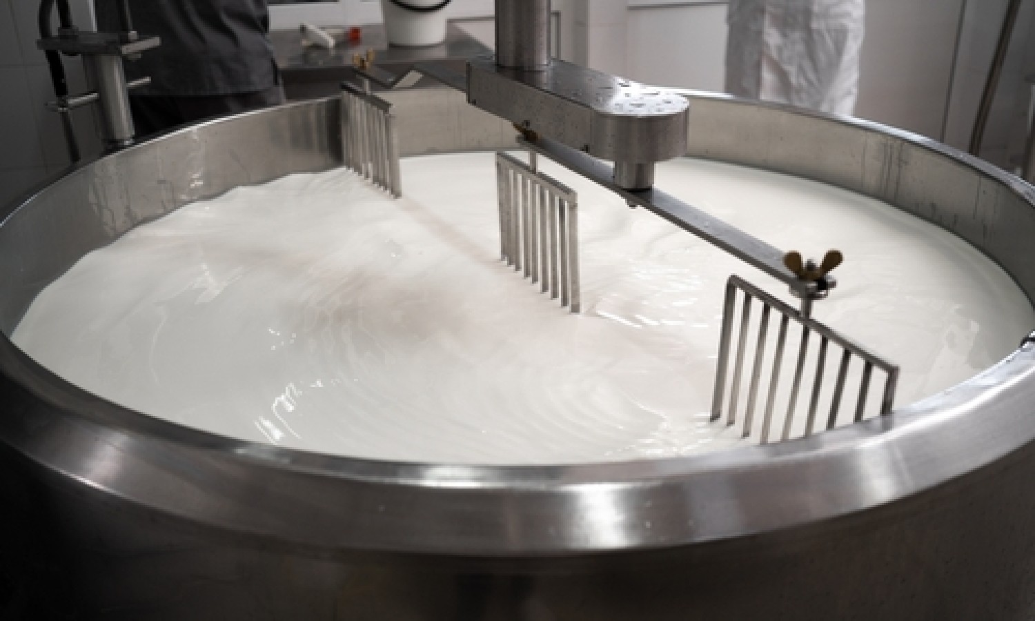 Nuove frontiere della pastorizzazione non termica del latte