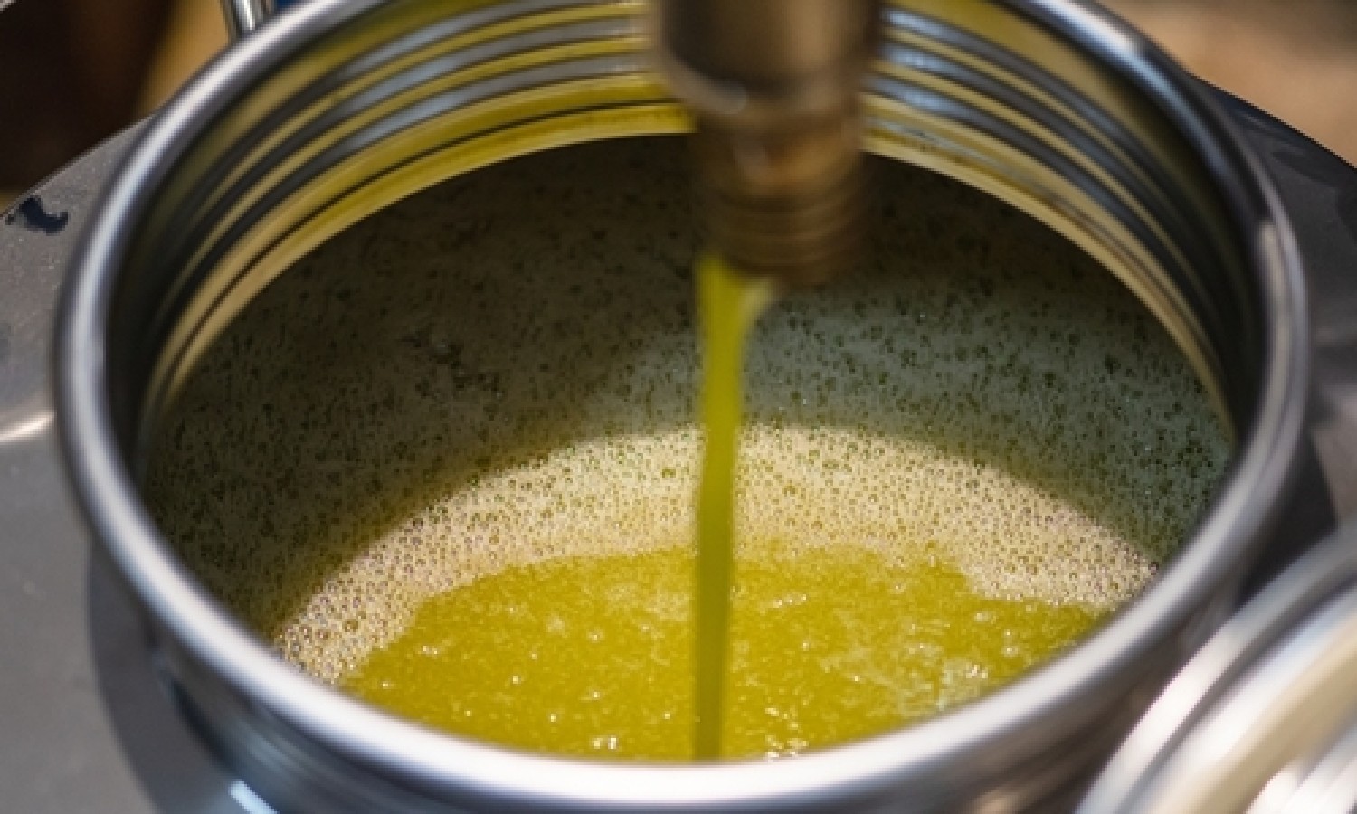 Olio: aumenta la giacenza 