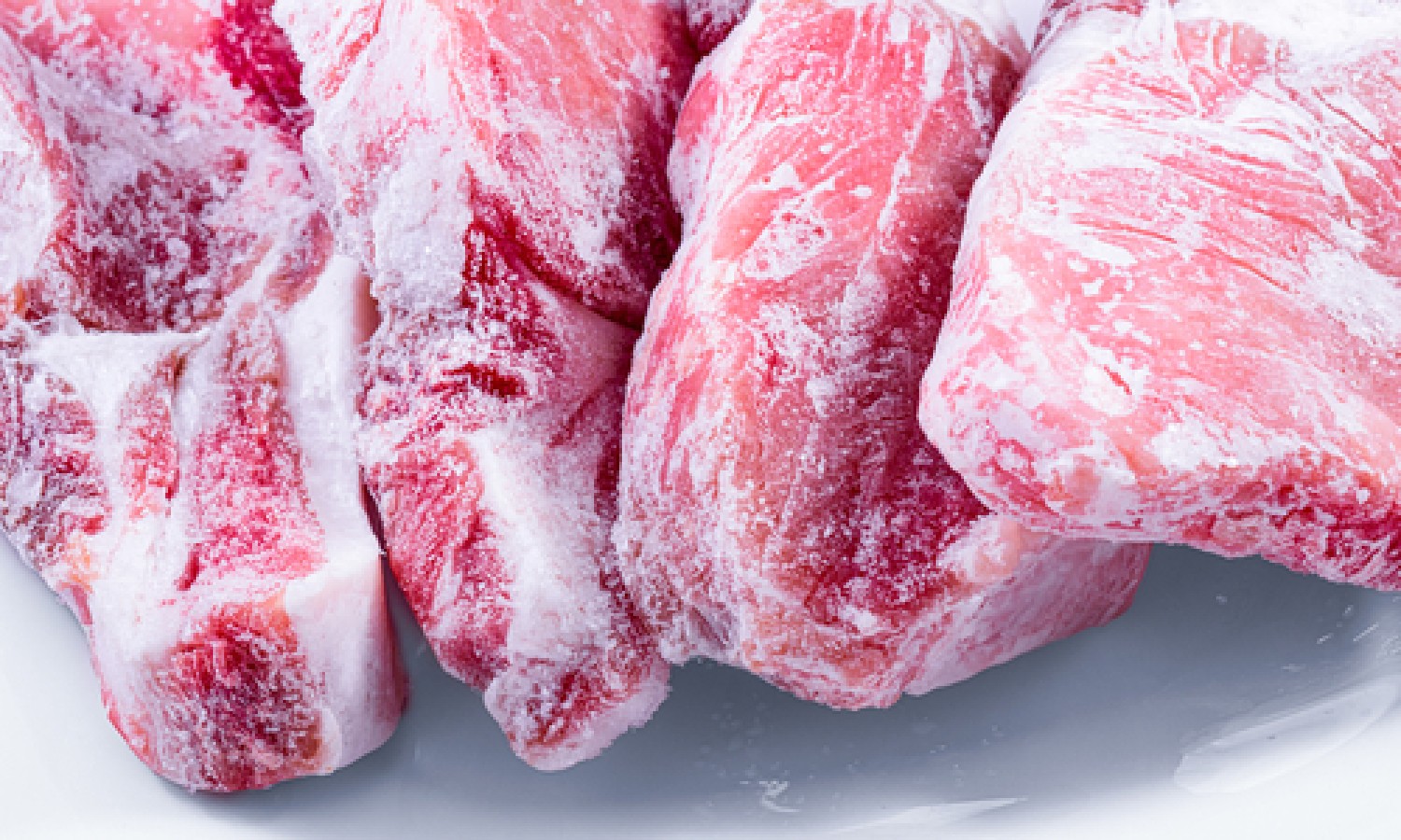 Carne: uno studio sul rischio di crescita batterica