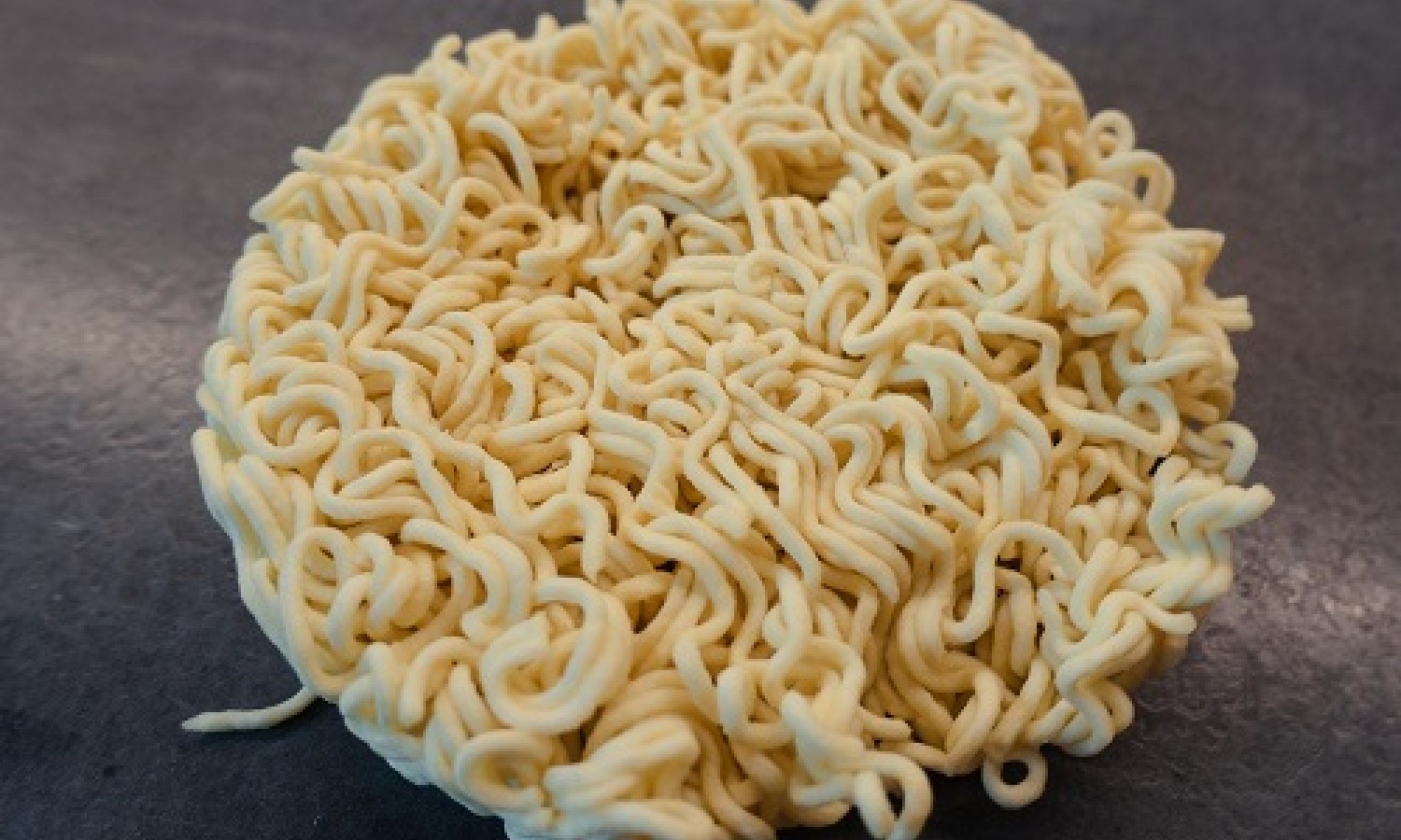 Noodles aromatizzati alla base del focolaio di Salmonella